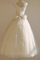 Vintage Ball Gown Bateau White Tea Length Wedding Dresses Brides Dress